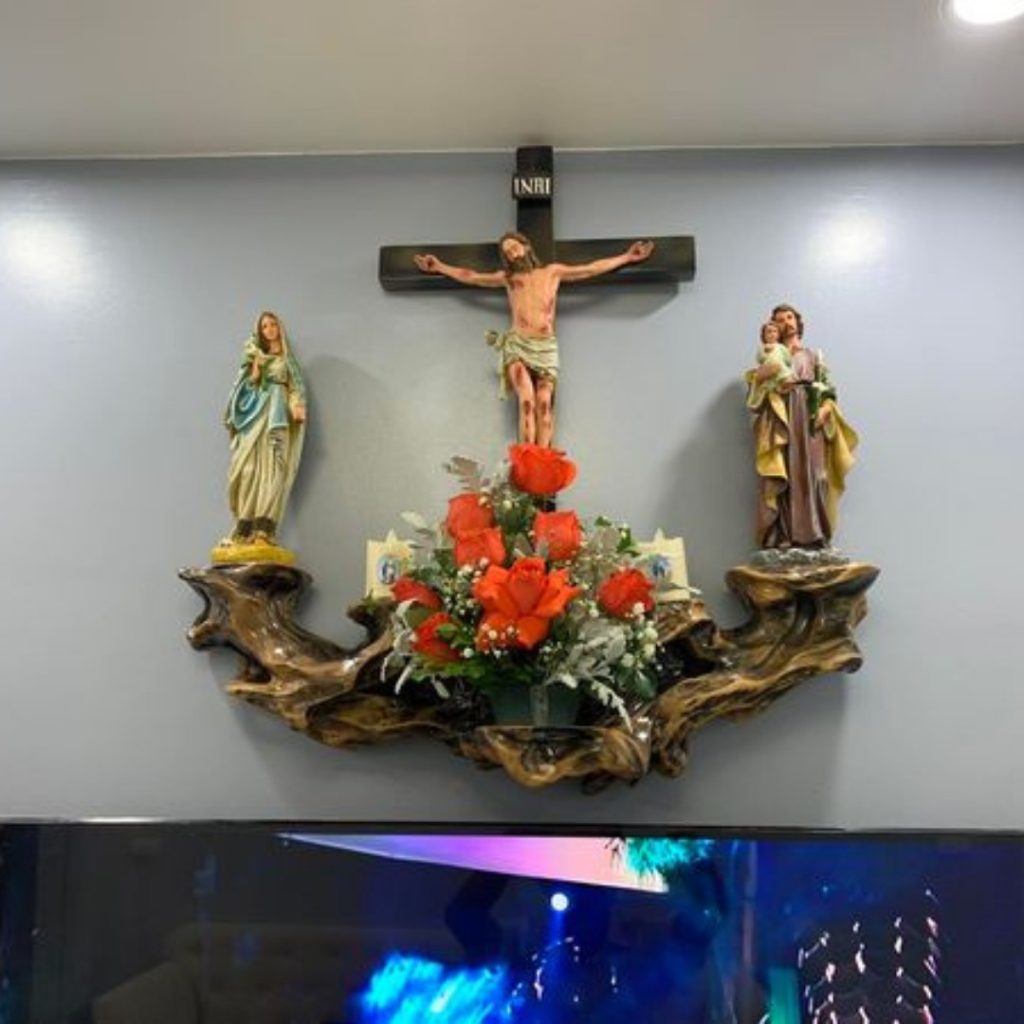 Bàn Thờ Công Giáo đẹp ở Hà Nội