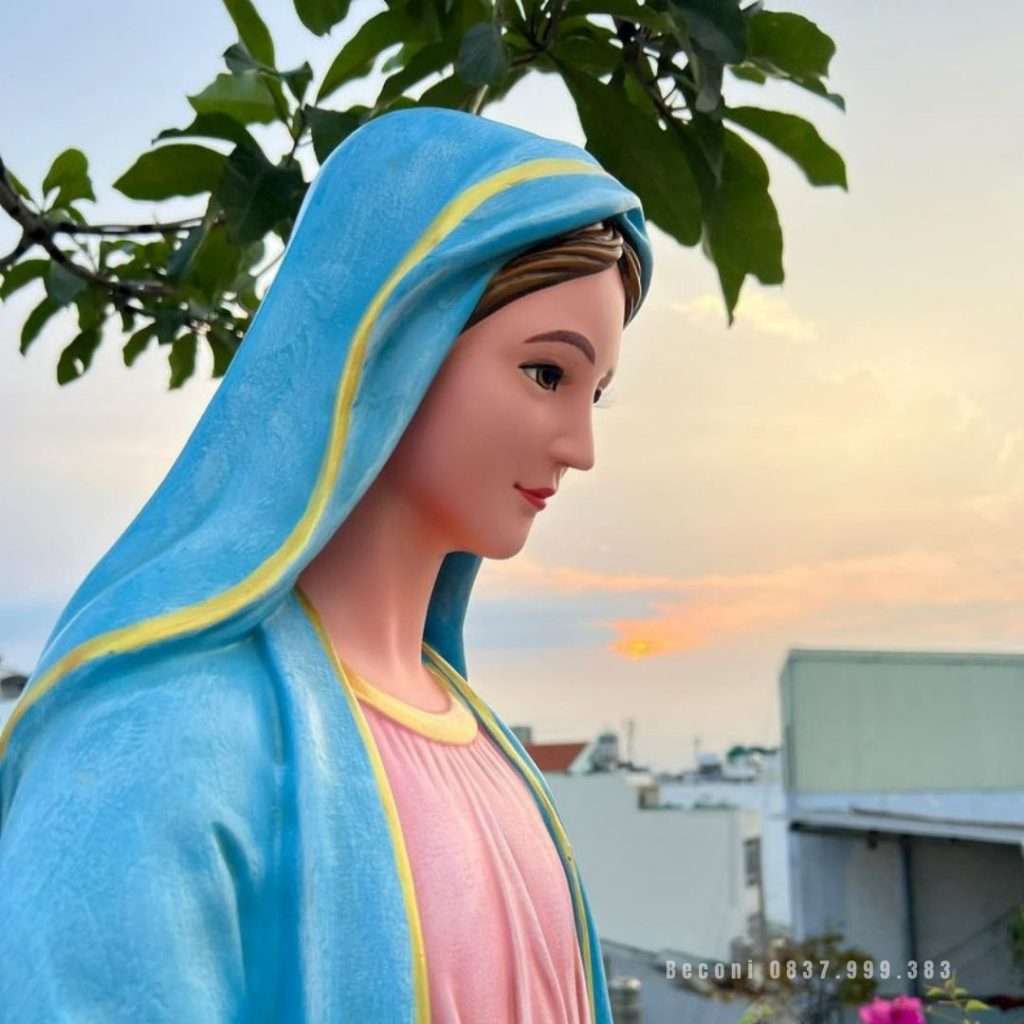 Tượng Mẹ Maria Ban Ơn (mẫu 3) cao 1m2 để sân thượng