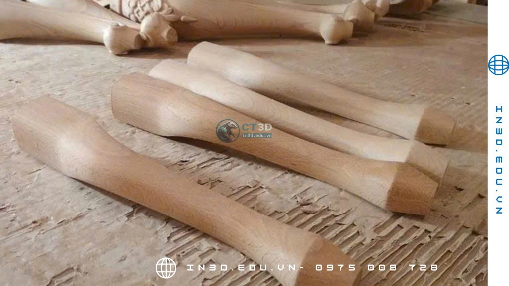 Chi tiết gỗ sau khi phay, chờ chà nhám
